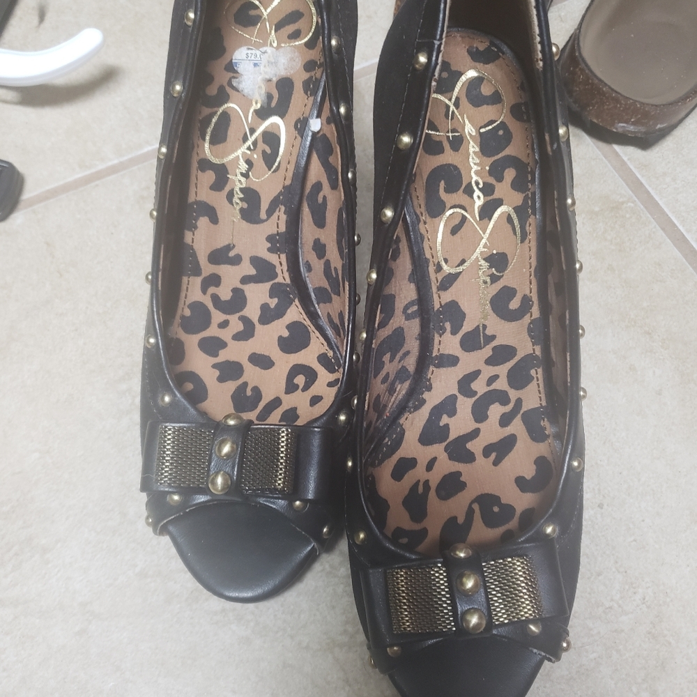 Wedge heels